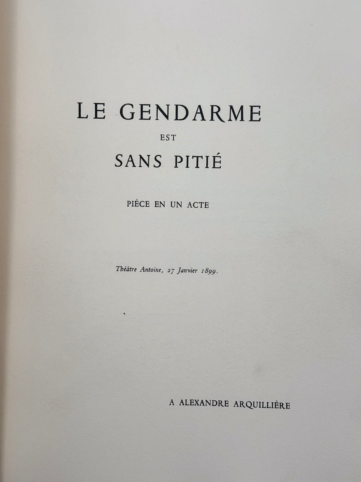 Le Gendarme est sans pitié. Gros Chagrins.