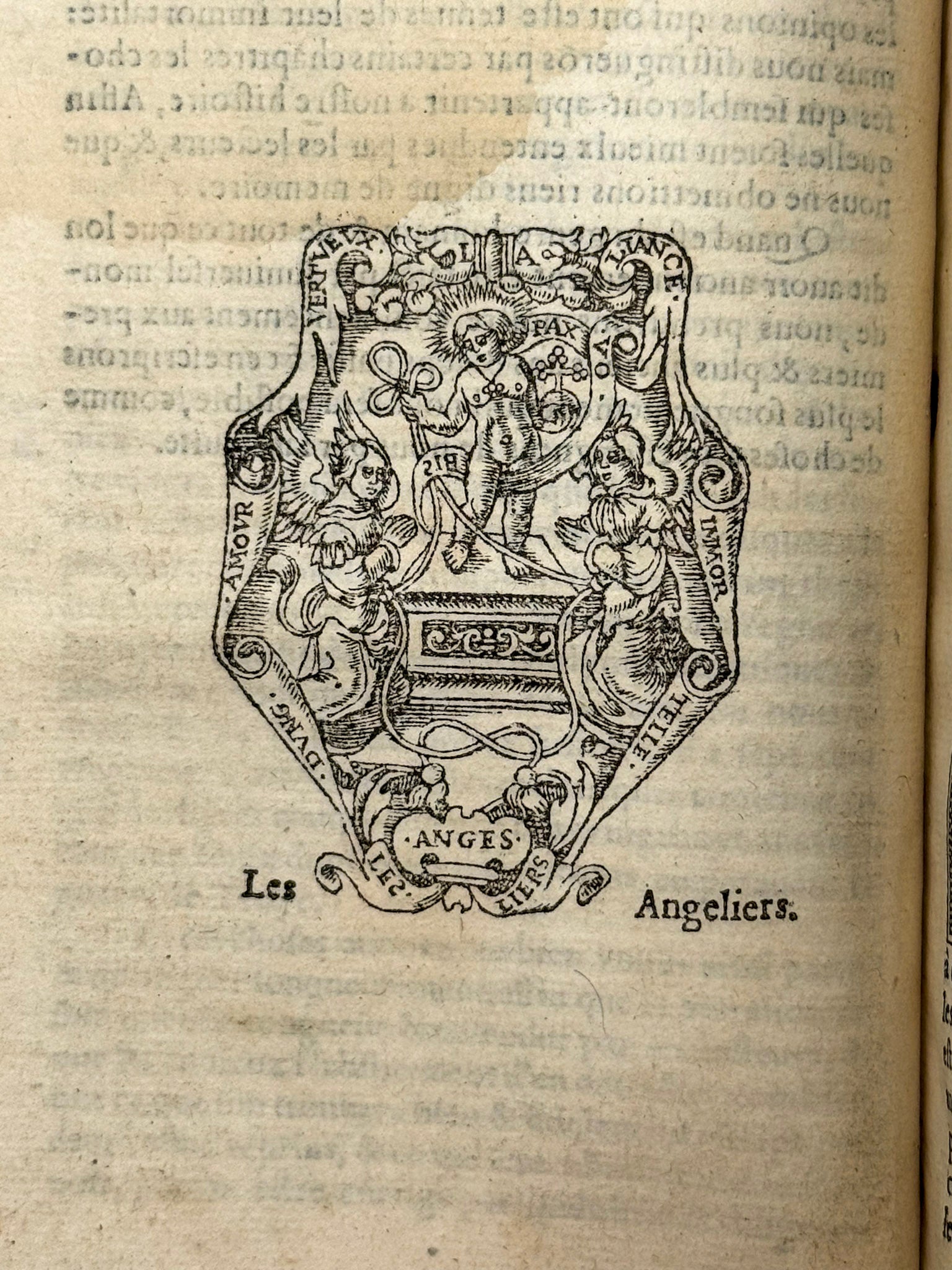 Les trois premiers livres de l'histoire de Diodore Sicilien, historiographe gre. Translatez de latin en francoys par maistre Anthoine Macault notaire, secretaire & vallet de chambre ordinaire du roy Francoys premier de ce nom.