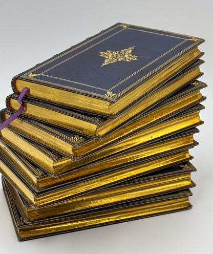 Les Œuvres  de Monsieur de Molière. Reveuës, corrigées & augmentées. Enrichies de Figures en Taille-douce.