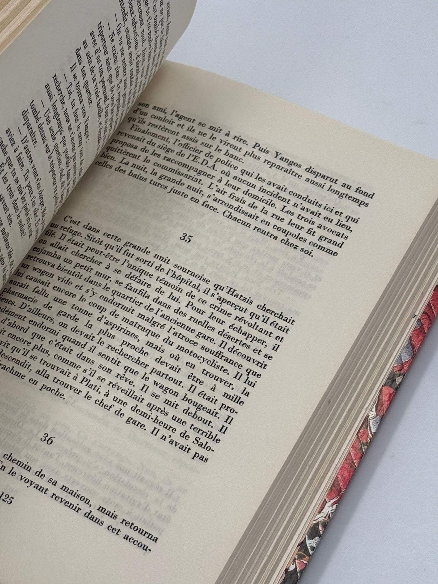 Z. Roman traduit du grec par Pierre Comberousse