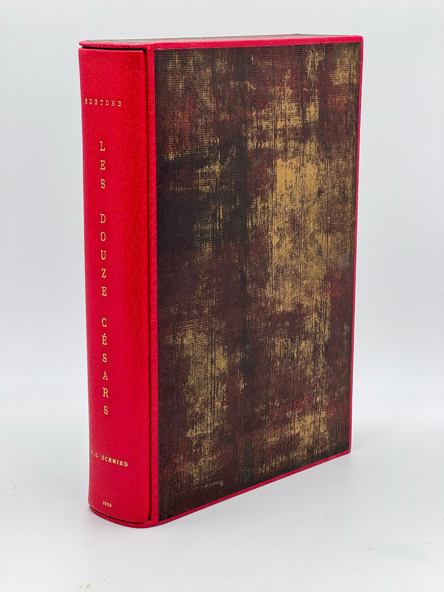 Les Douze Césars. Traduction inédite de Joseph Estève. Préface de Louis Barthou de l'Académie Française